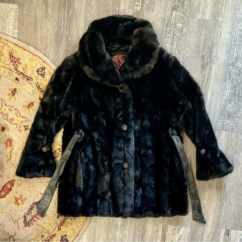 Vintage 50s 60s Chocolate Brown Faux Fur Coat Ornate Buttons + Leather Waist Tie - Picture 12 of 13